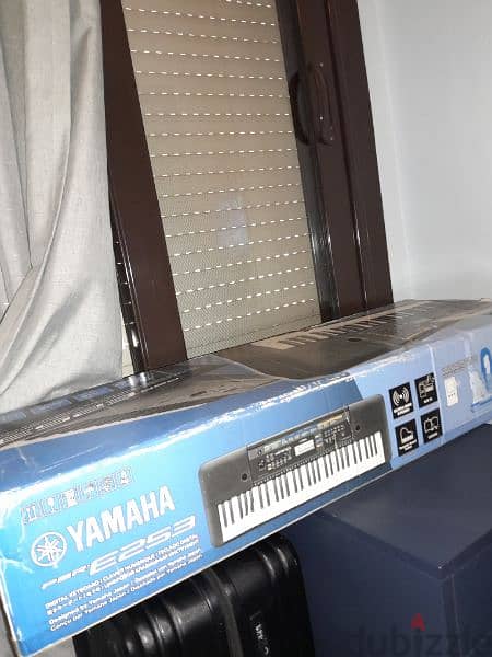 Yamaha org PSR-E253 1