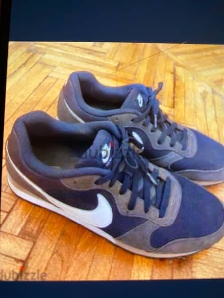 Nike original excellent condition 2