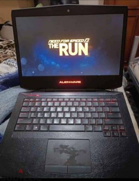 dell alienware laptop gaming for sell with original  bag 6