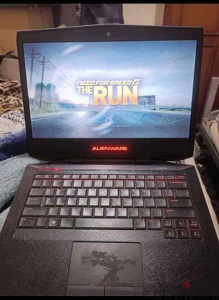 dell alienware laptop gaming for sell with original  bag 7