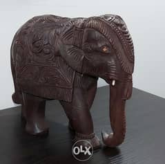 فيل خشب من الهند