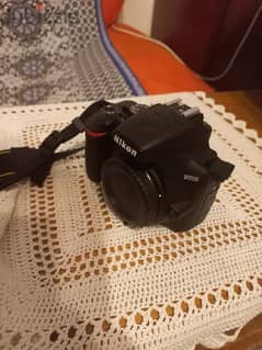 Very Minimally used Nikon D3500 in factory new condition