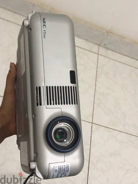 projector nec VT560 2