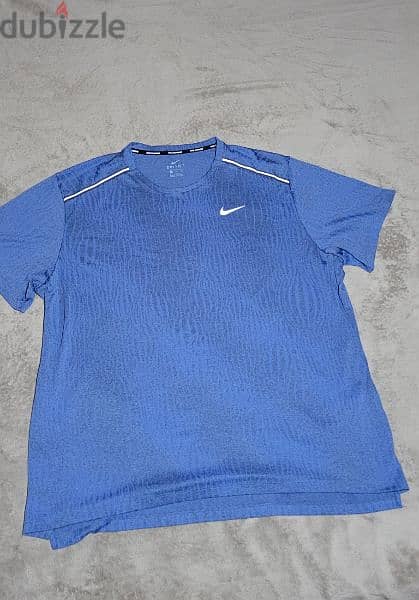 Nike Running t-shirt from USA 2