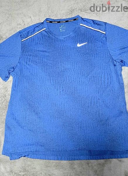 Nike Running t-shirt from USA 6