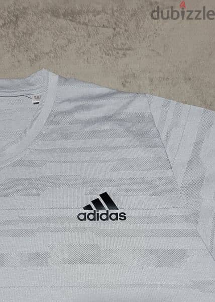 Adidas  2XL from USA 9