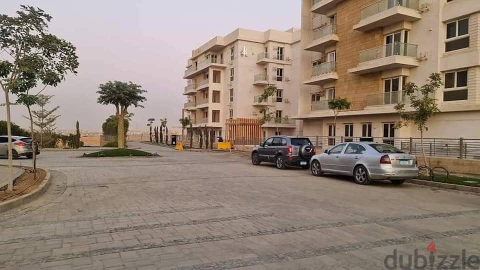 Apartment for sale 200 meters + private garden 169 meters, ready to move with instalments for the longest period, in Mountain View 10