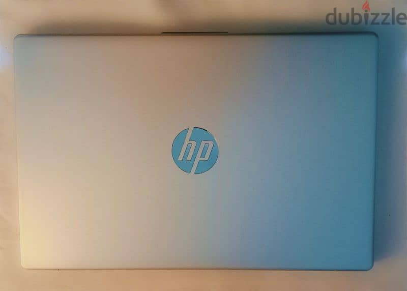 laptop hp 14-em0004ne 2