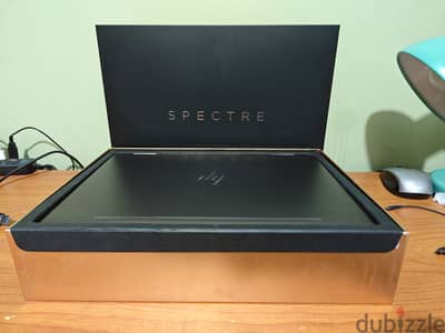 HP Spectre 13 x360  i7-8565U Convertible 512g 16ram