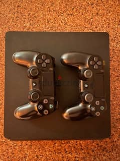 playstation 4 slim 500gb with two controller