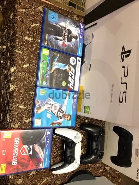 playstation 5 brand new / 2 controllers 0