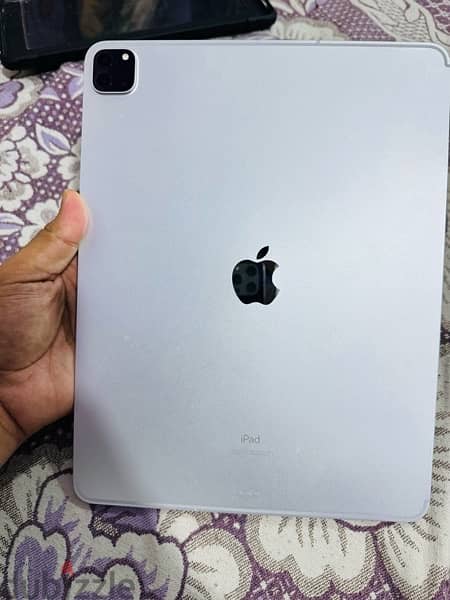 iPad Pro 2020 ( 4th Generation ) 1