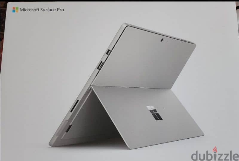 Microsoft surface pro 6 with Original Accessories perfect condition 3