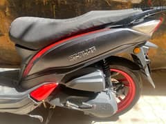 اسكوتر ڤيجوري stplus 200cc رخصه سنتين ونص مرور حدائق الاهرام استعمال ك