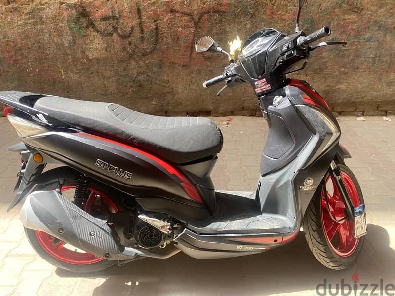 اسكوتر ڤيجوري stplus 200cc رخصه سنتين ونص مرور حدائق الاهرام استعمال ك 5