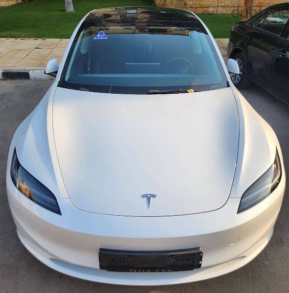 Tesla Model 3 2024 0