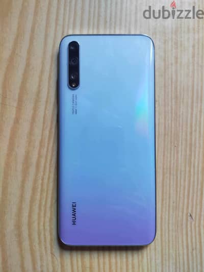 Huawei Y8P