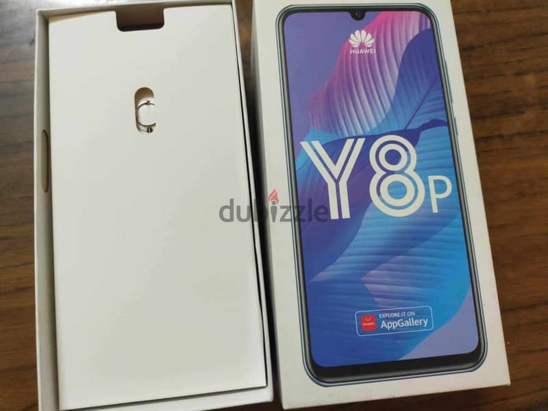 Huawei Y8P 4