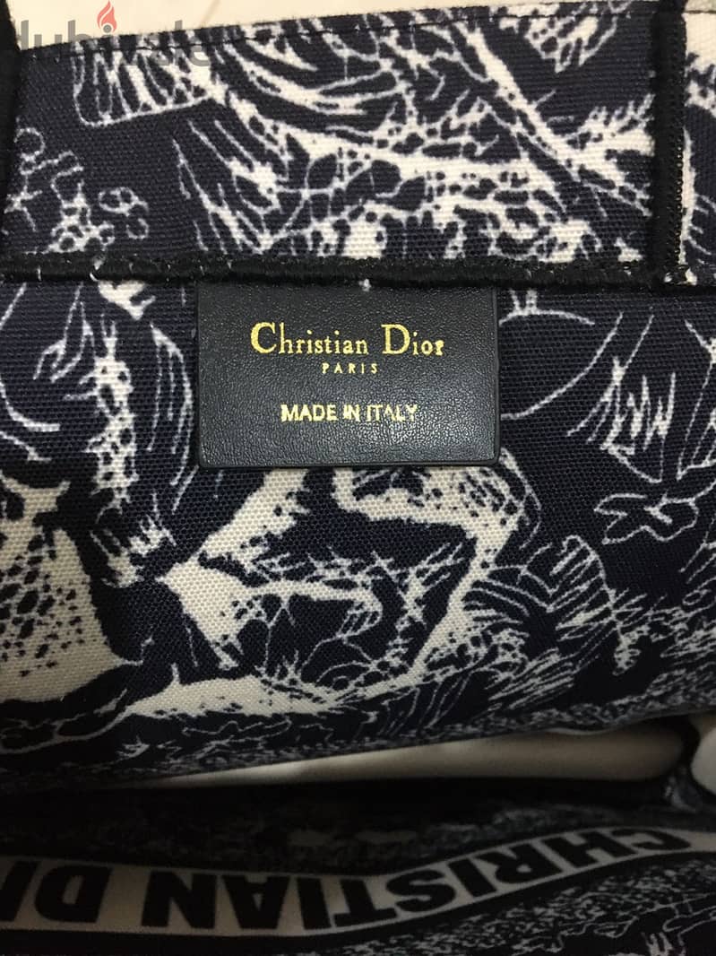 CHRISTIAN DIOR 4