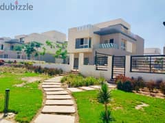 Modern Standalone Villa 327m Ready to move At The Lowest Price With Land Area 480m For Sale 5 Bedrooms In Hyde Park In Fifth Settlement