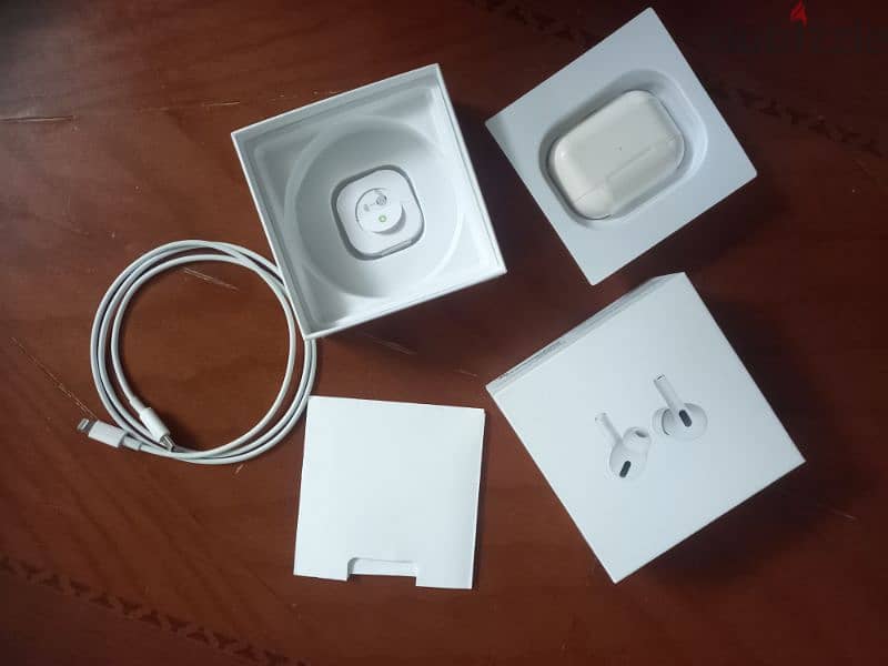 Airpods pro first high copy  ايربودز 3