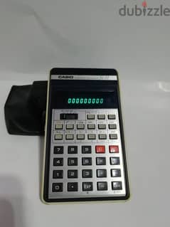 آلة حاسبة (Casio-fx-31) للبيع