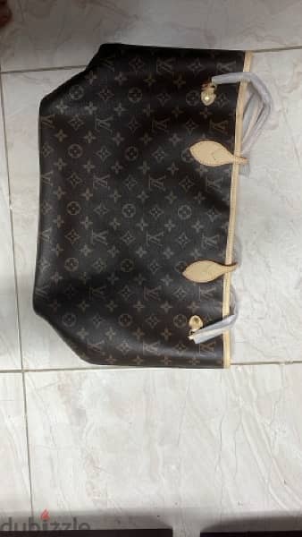 Louis Vuitton bag + Free Clutch bag 1