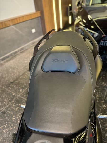 YAMAHA TECH MAX 560 14