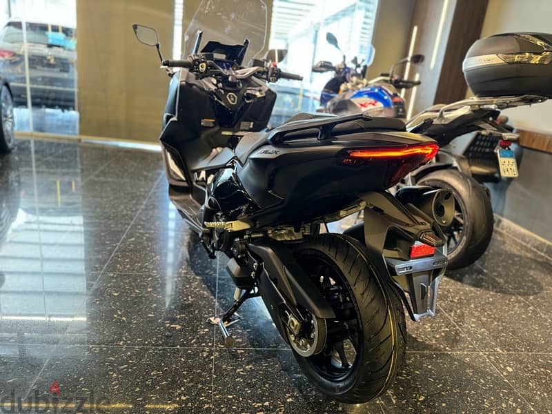 YAMAHA TECH MAX 560 17