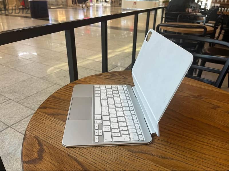 Magic Keyboard for iPad Pro 11 - M4 3