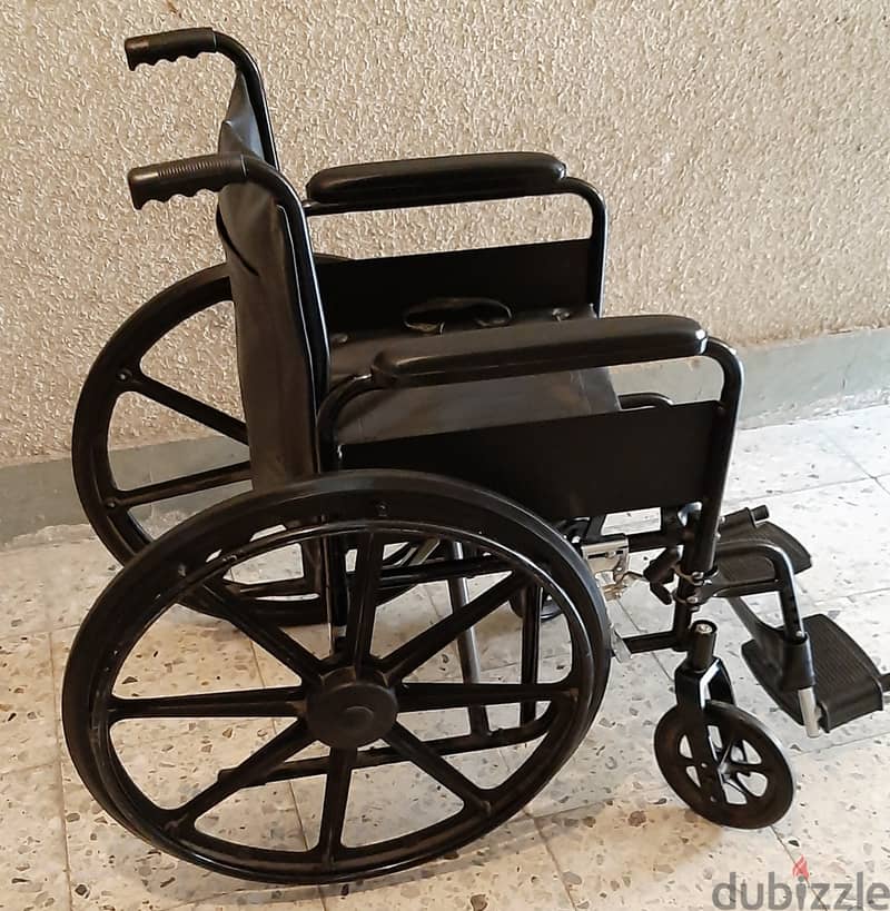 Wheelchair كرسى عجل متحرك 0