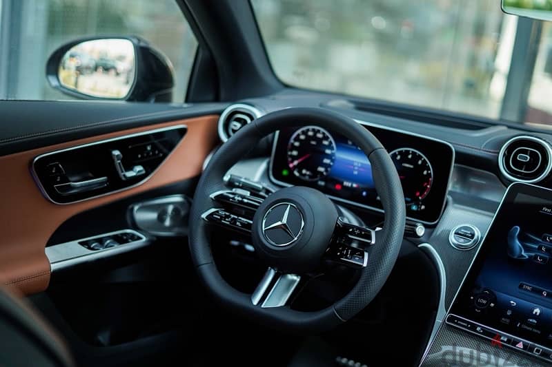 GLC 300 COUPE 2024 3