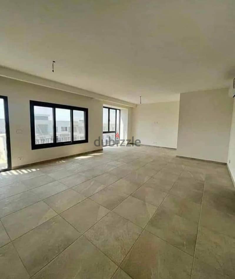 Apartment 116 sqm, immediate receipt, 2 rooms, fully finished, prime location in New Alamein, North Coast, Latin Quarter Compound 8