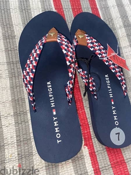 TOMMY HILFIGER FLIP-FLOPS (New) 0