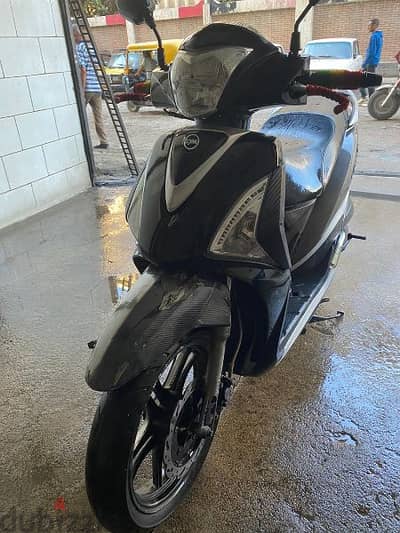 سكوتر Sym St 200 CC