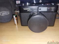 كاميرا لهواة النوادر YASHICA MG-1 يباني