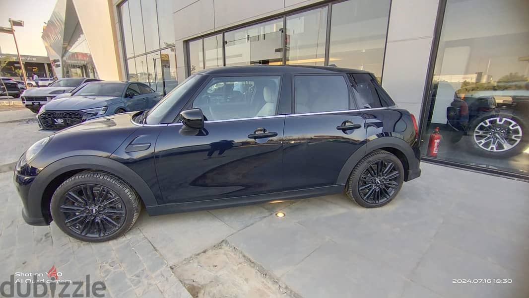 MINI Cooper 2024 5