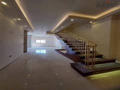 For rent, an administrative duplex, upper floor, in North Lotus, ultra-luxury finishing