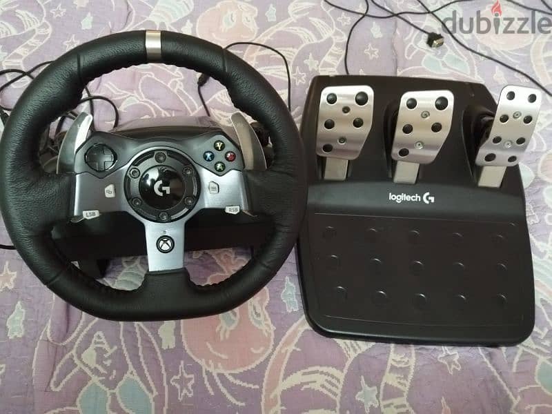 Logitech G920 steering wheel 0