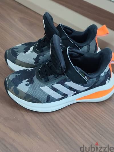 shoes Adidas 28