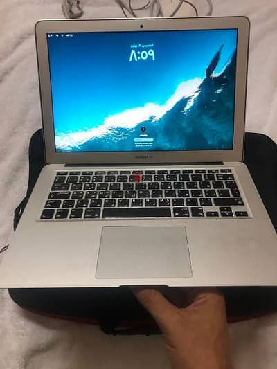 Apple MacBook Air 13.3 inch   Early 2015