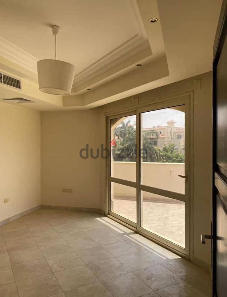 تاون هاوس (كورنر) للبيع استلام فوري في الباتيو5  في قلب الشروق -  Townhouse For Sale Ready To Move in La Vista Patio 5 in EL-Shrouk 2