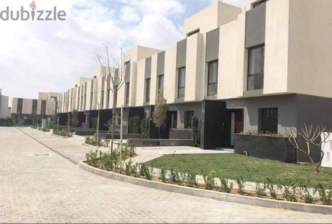 Finished ready to move apartment 235m with installments in Al Burouj El Sherouk    البروج الشروق 7