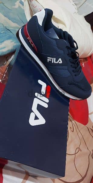 كوتشي FILA جديد المانى 0