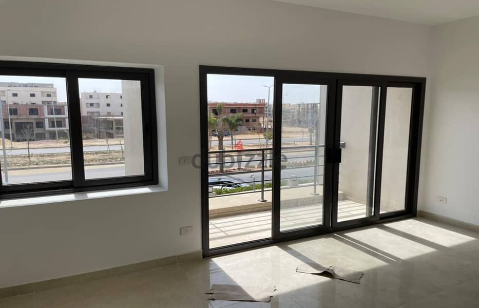 for rent Apartment with Kitchen & AC's in Marasem 4