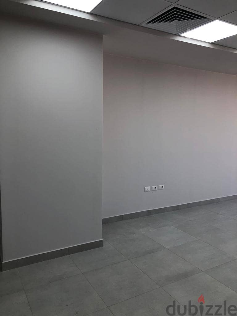 Administrative office for rent, fully finished, in Mivida Compound, Business Park - Emaar - next to the American University 13