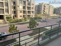 fully finished Apartment Resale in fifth Square view land Scape 0