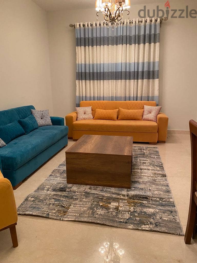 شقة مفروشه باكامل للايجار في كمبوند ميفيدا - اعمار - بجوار الجامعه الامريكيه  - Fully furnished apartment for rent in Mivida Compound 1