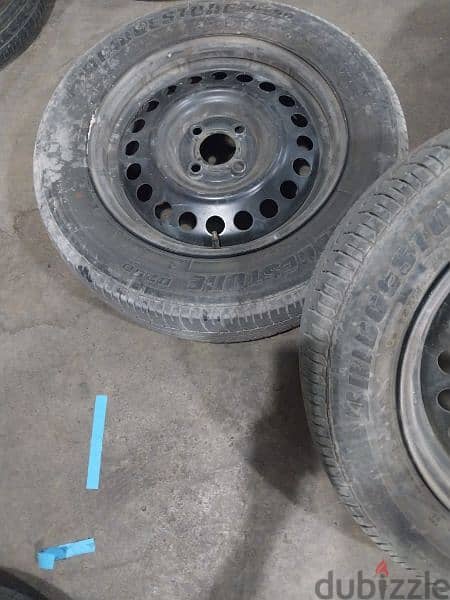 ٤ اطارات كاوتش بريدجيستون مقاس 185/65R15 - مستعمل (البيع بدون الجنوط) 1