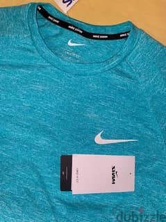 Original Nike T-shirt (from US) سعره فى مصر ٢٥٠٠